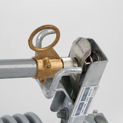 33kv - 36kv Porcelain Drop Out Fuse Cutout High Voltage 100 Amp 200 Amp